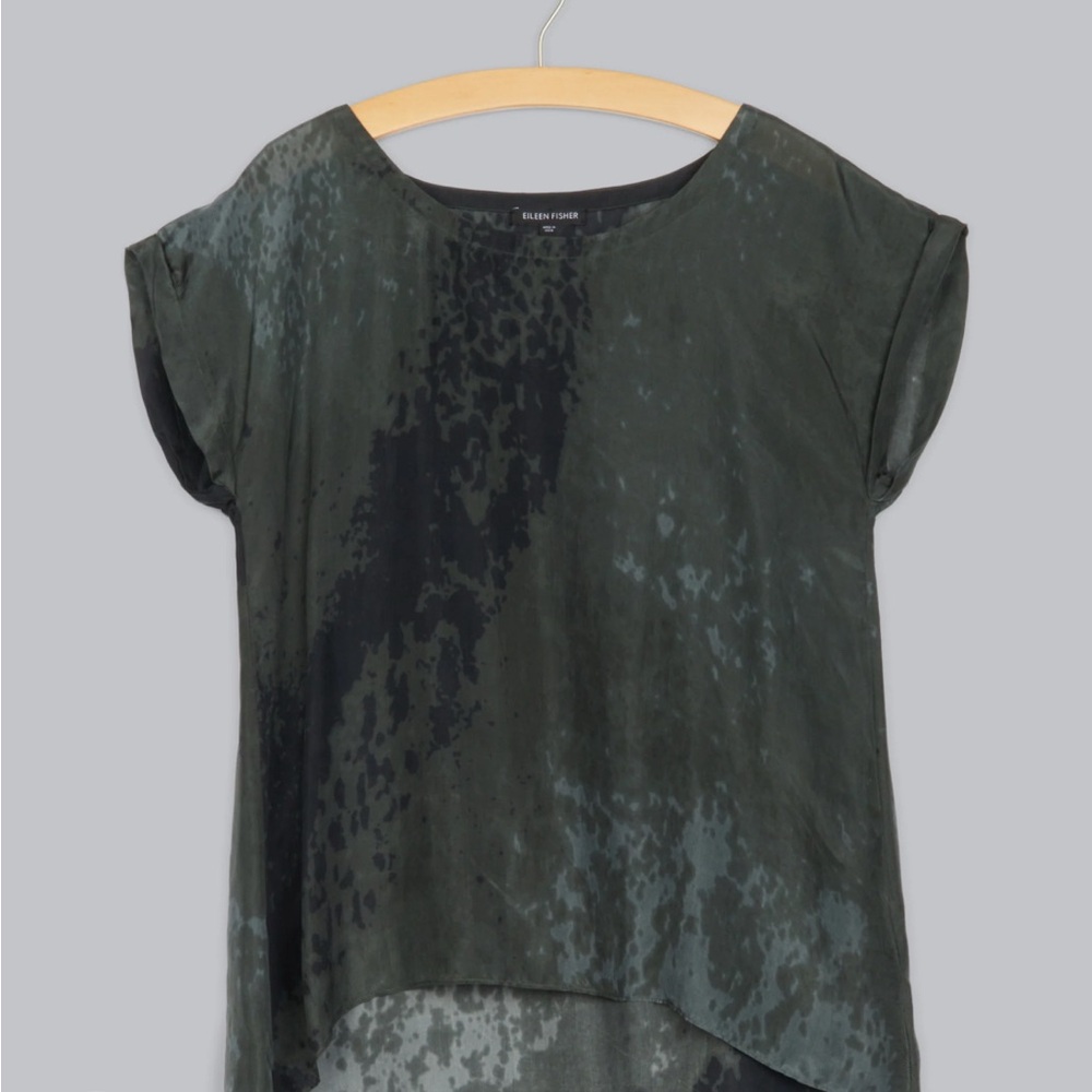 Eileen Fisher Sea Spray Silk Top in Graphite Green, size Small